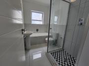 2 Bedroom Apartment / Flat To Rent in Sunridge