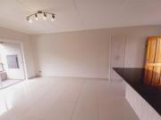 2 Bedroom Apartment / Flat to Rent in Uitzicht