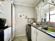 2 Bedroom Apartment / Flat To Rent in Van Der Hoff Park