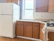 2 Bedroom Apartment for Rent at 1112 W 18th St #4F,...