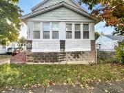 2 Bedroom Apartment for Rent at 12041 Belden Avenue,...