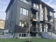 2 Bedroom Apartment for Rent at 152 Springhurst Avenue...