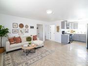 2 Bedroom Apartment for Rent at 2718 Alsace Ave, Los...