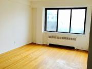 2 Bedroom Apartment for Rent at 3455 Chemin de la Côte...