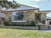 2 Bedroom Apartment for Rent at 35 Collingdon Dr,...