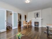 2 Bedroom Apartment for Rent at 935 Jervis Street #16,...