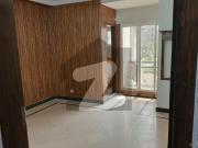 2 bedroom apartment for rent E 11/2