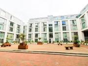 2 bedroom apartment for rent in 10 Commercial Street,...