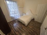 2 bedroom apartment for rent in 2 Yelverton Road,...
