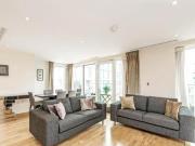 2 Bedroom Apartment For Rent In 364 Queenstown Road, London