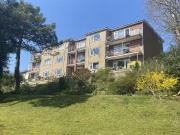 2 bedroom apartment for rent in Alexandra Road, Lower...
