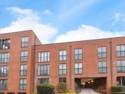 2 bedroom apartment for rent in Ascote Lane, Shirley,...