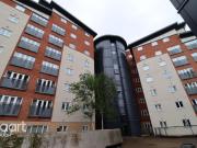 2 bedroom apartment for rent in Aspects Court, Slough, SL1