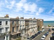2 bedroom apartment for rent in Athelstan Road Margate CT9