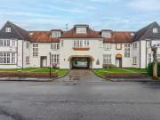 2 bedroom apartment for rent in Avenue Road, St Albans,...