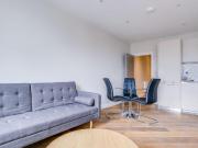 2 bedroom apartment for rent in Bethnal Green Road,...