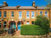 2 bedroom apartment for rent in Brettenham Road,...