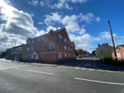 2 bedroom apartment for rent in Broad Street, Oldbury,...