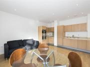 2 bedroom apartment for rent in Bromyard House, Bromyard...