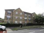 2 Bedroom Apartment For Rent In Broxbourne