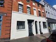 2 bedroom apartment for rent in Caroline Street,...