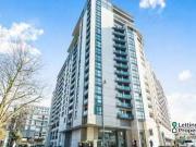 2 bedroom apartment for rent in Centenary Plaza,...