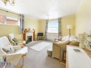 2 bedroom apartment for rent in Charmile Court,...