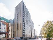 2 bedroom apartment for rent in Cheetham Hill Road,...