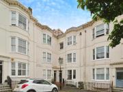 2 bedroom apartment for rent in Clarence Square,...