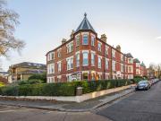 2 bedroom apartment for rent in Clevedon Road,...