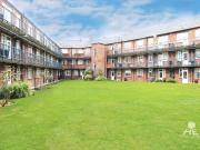 2 bedroom apartment for rent in Clive Lodge, Shirehall...