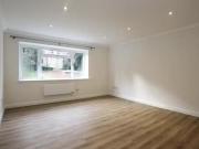 2 bedroom apartment for rent in Close to Caterham Town...
