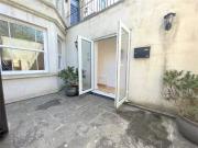 2 bedroom apartment for rent in Coronation Road,...