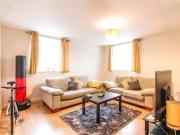 2 bedroom apartment for rent in Coronation Road,...