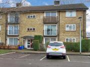 2 Bedroom Apartment For Rent In Crawley