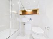 2 bedroom apartment for rent in Dock Head Road, Chatham,...