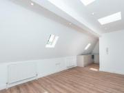 2 Bedroom Apartment For Rent In East Finchley