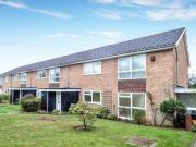 2 Bedroom Apartment For Rent In East Finchley