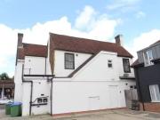 2 bedroom apartment for rent in East Grinstead Road,...