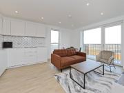 2 bedroom apartment for rent in Edwin House, The Green...