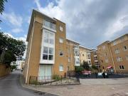 2 Bedroom Apartment For Rent In Exeter, Devon