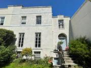 2 Bedroom Apartment For Rent In Exeter, Devon
