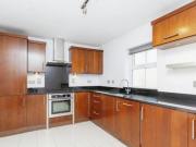 2 Bedroom Apartment For Rent In Farnham Common, Slough