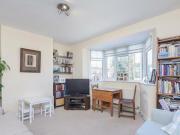 2 Bedroom Apartment For Rent In Finchley