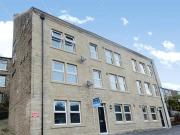 2 Bedroom Apartment For Rent In Golcar, Huddersfield