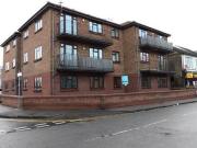 2 bedroom apartment for rent in Grove Lodge Gunners Road...