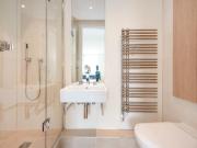 2 bedroom apartment for rent in Gunwharf Quays,...