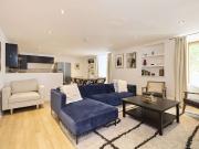 2 bedroom apartment for rent in Gwendolen Avenue,...