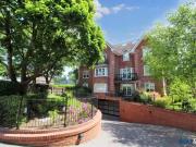 2 bedroom apartment for rent in Haven Road, Canford...
