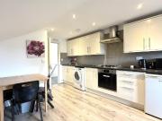 2 bedroom apartment for rent in Haydons Road, Wimbledon 2 bedroom apartment for rent in Haydons Road, Wimbledon